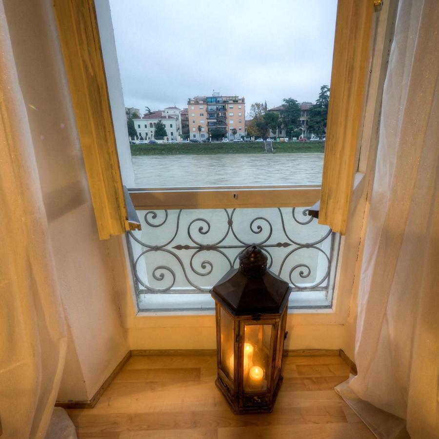 Casa Archi - Vista Sul Fiume Appartement Verona Buitenkant foto